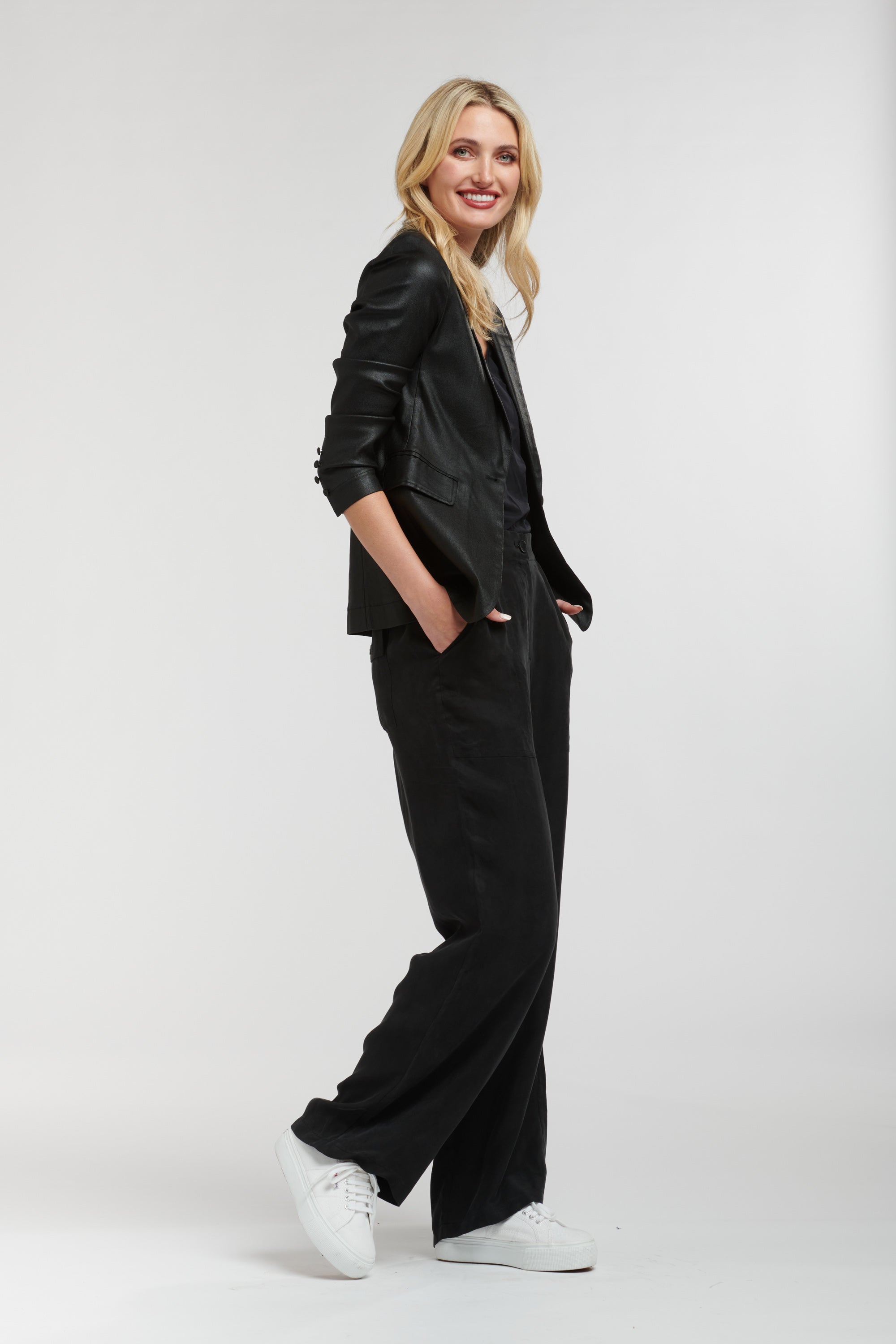 SHINE YOUR WAY BLAZER BLACK