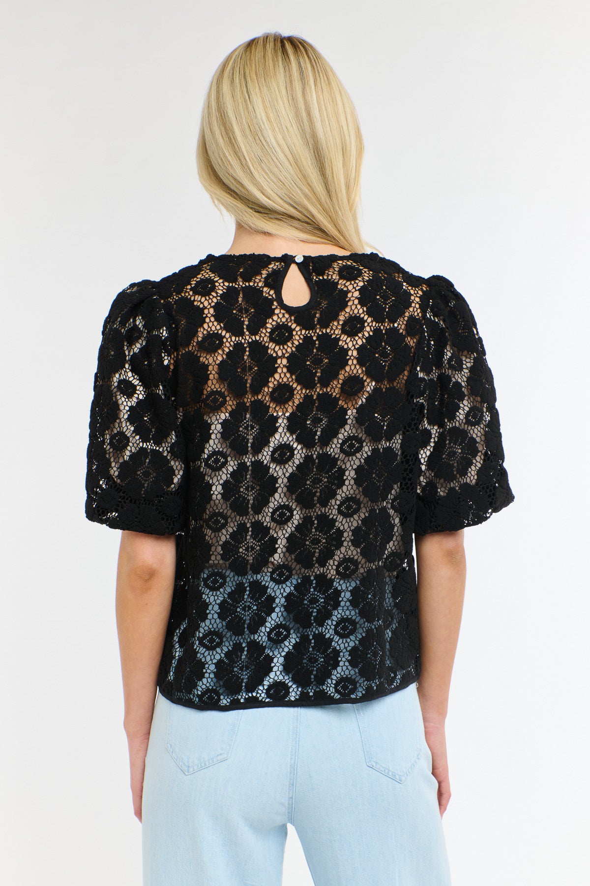 IVY EMBROIDERED TOP BLACK FLORAL