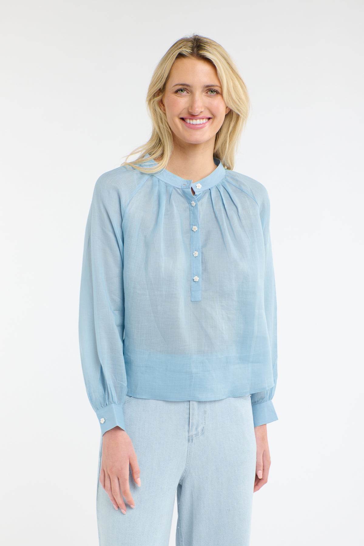 NATALIA BLOUSE POWDER BLUE