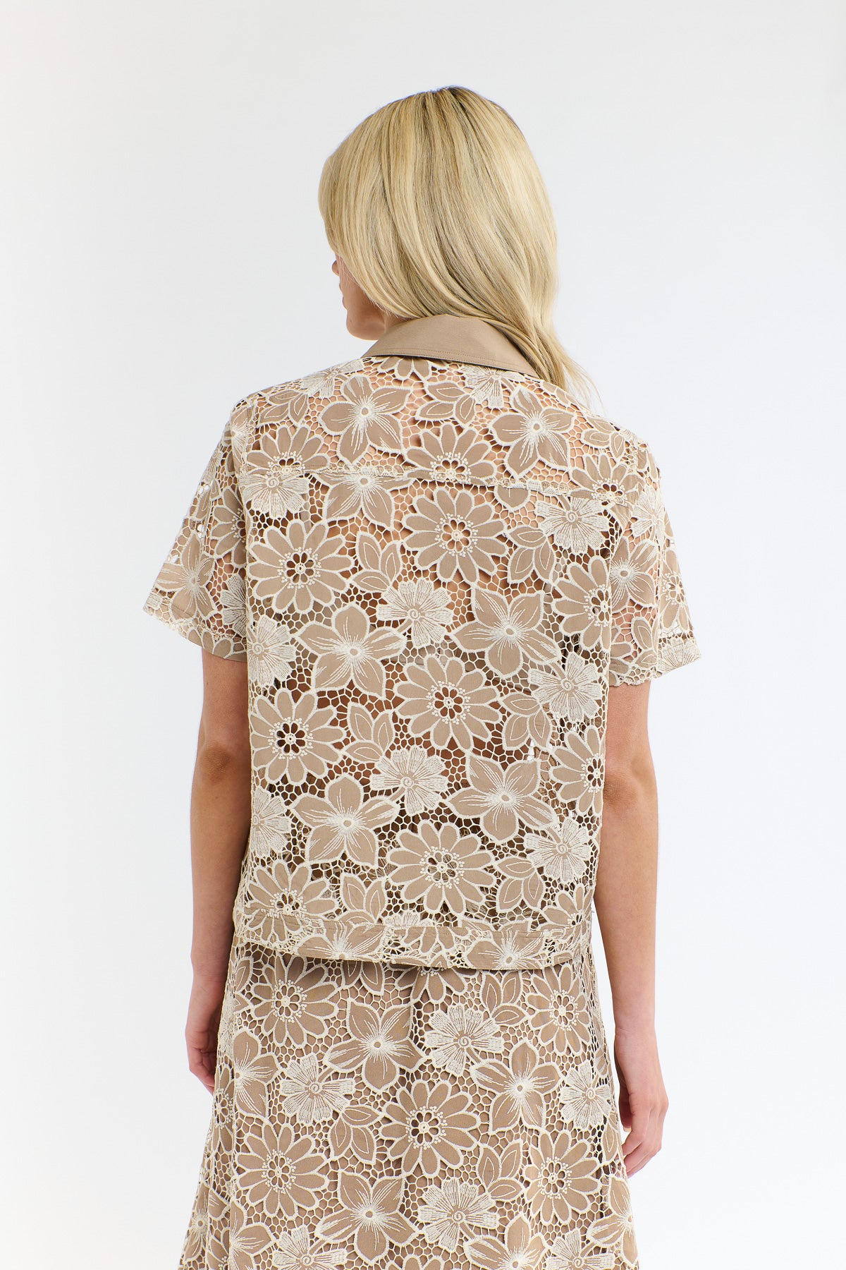 DAPHNE S/S JACKET COFFEE