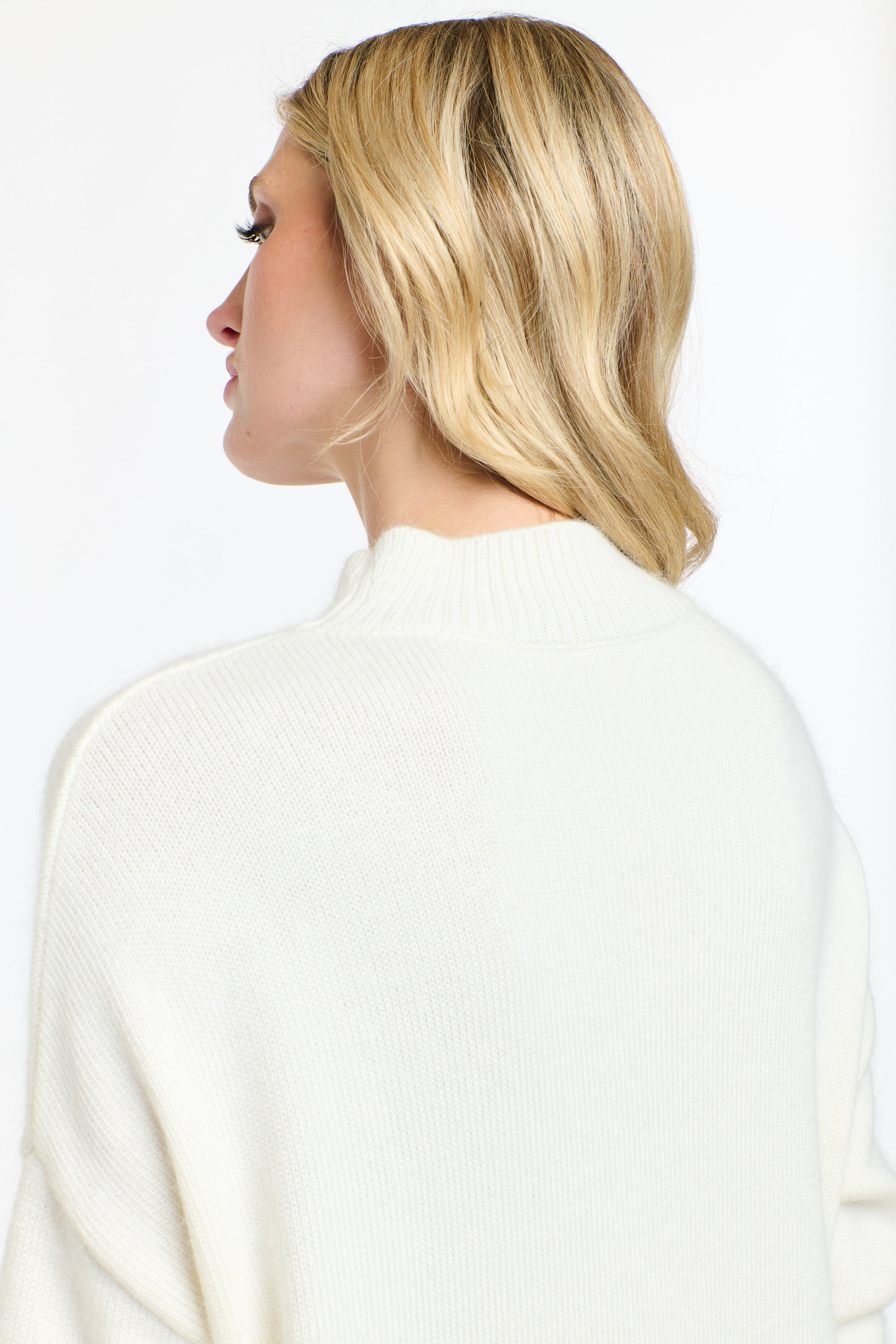 ISLA ANGORA KNIT SNOW