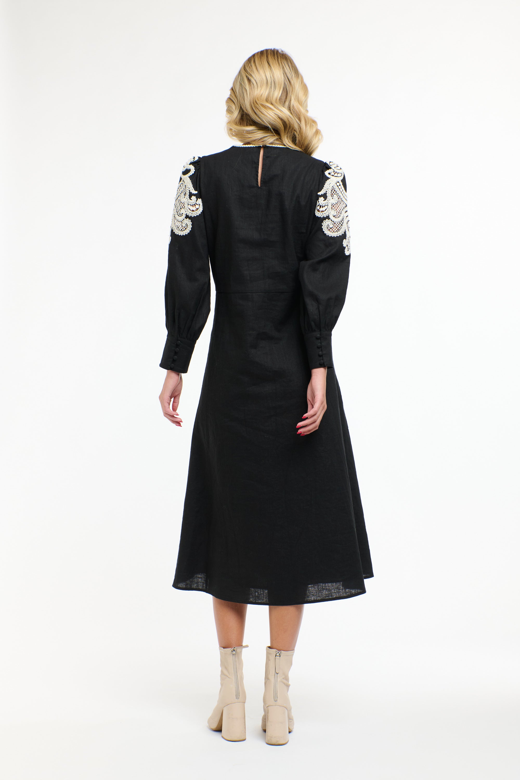 DANBURY DRESS BLACK SWAN