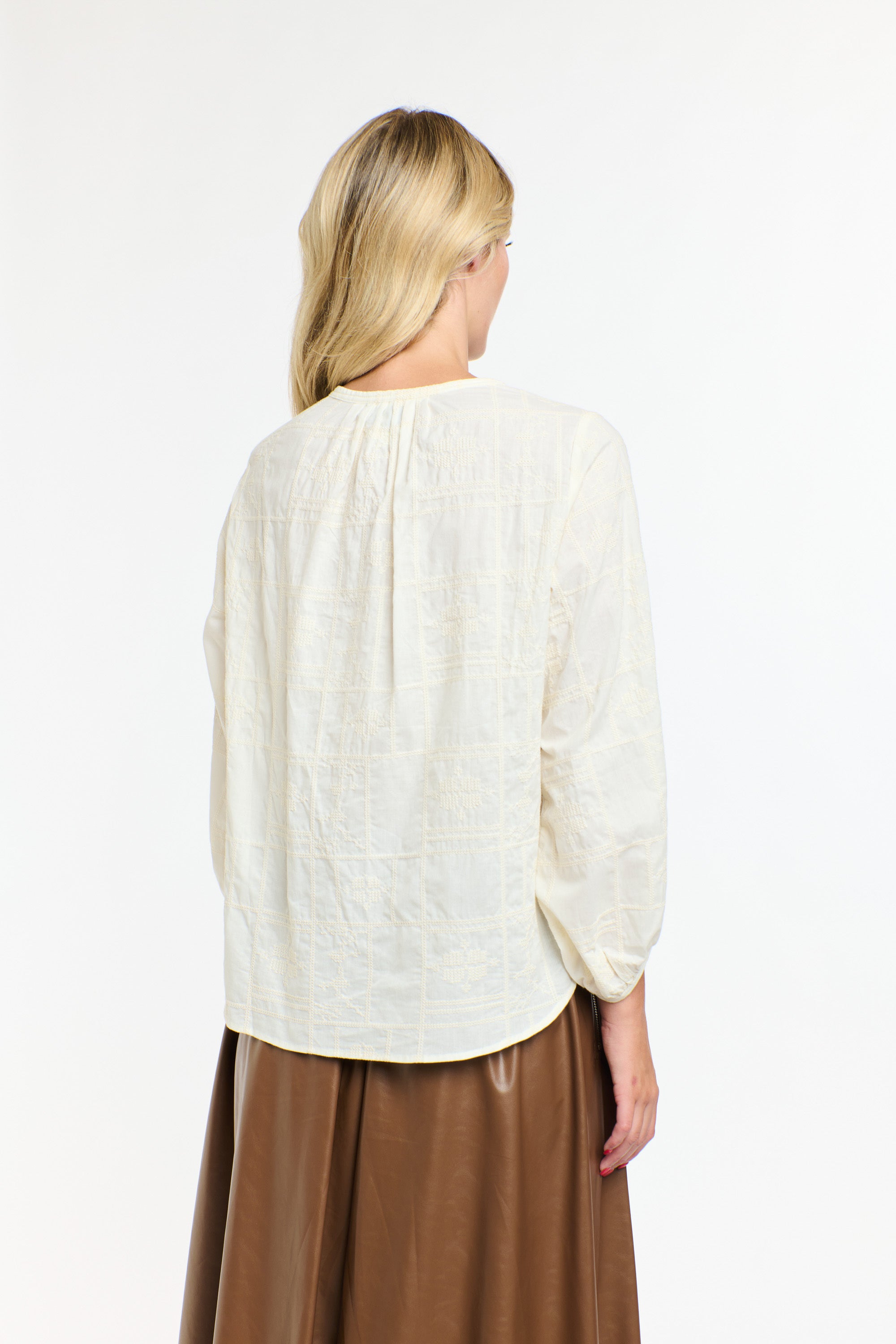 MEREDITH X-STITCH TOP CREAM