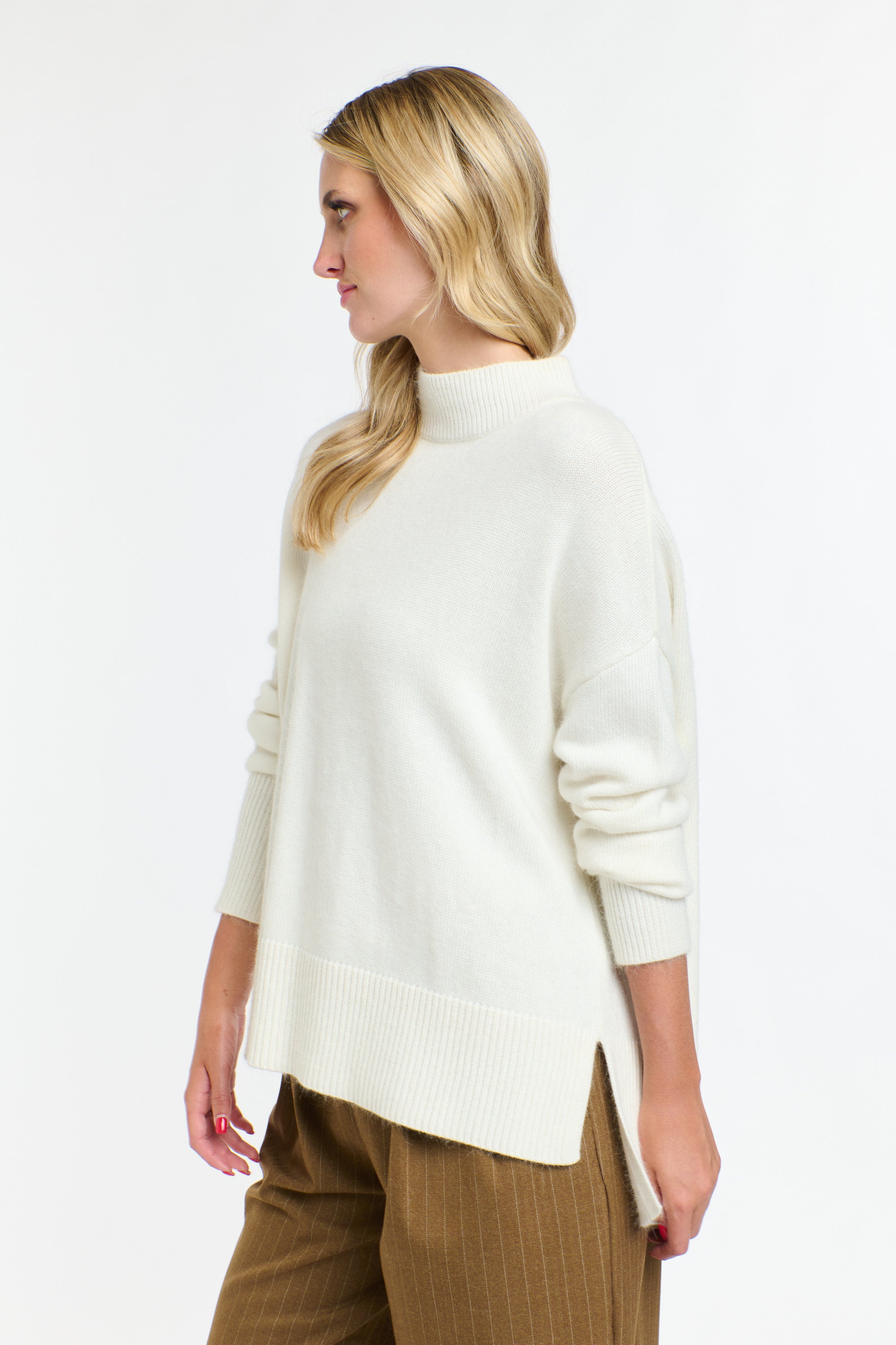 ISLA ANGORA KNIT SNOW