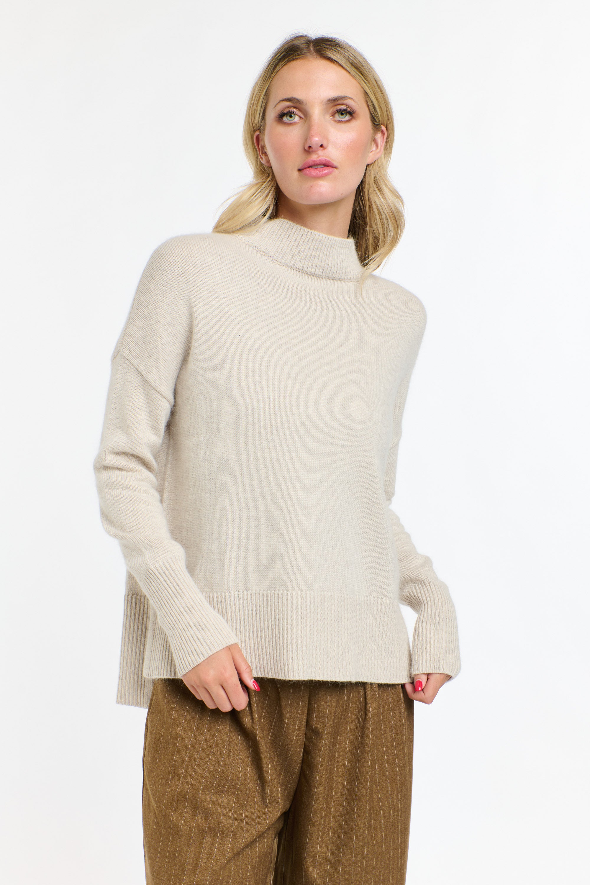 ISLA NATURAL ANGORA KNIT