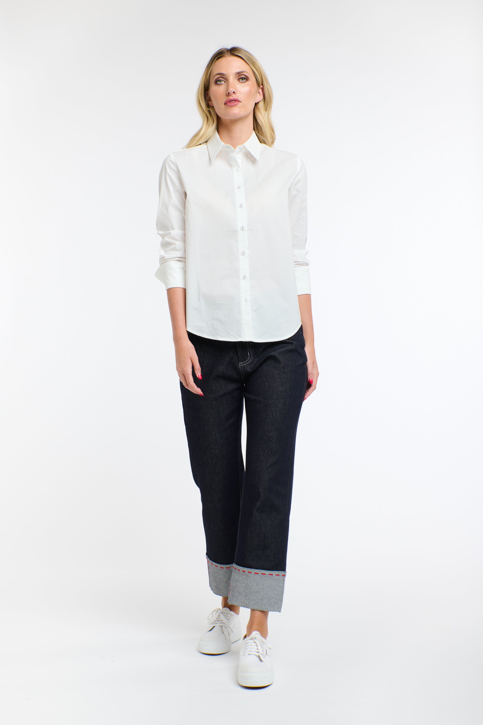CLASSIC WHITE SHIRT