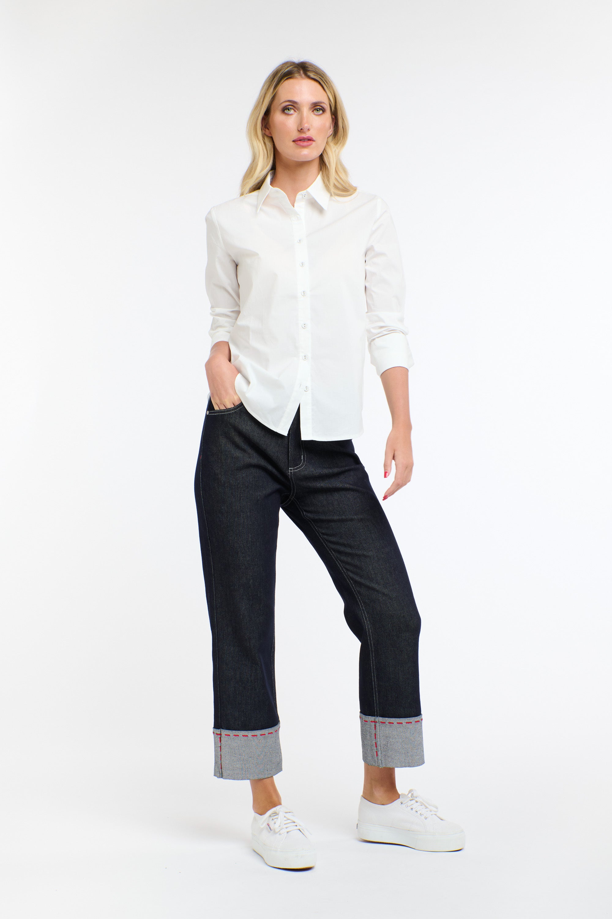 CLASSIC WHITE SHIRT