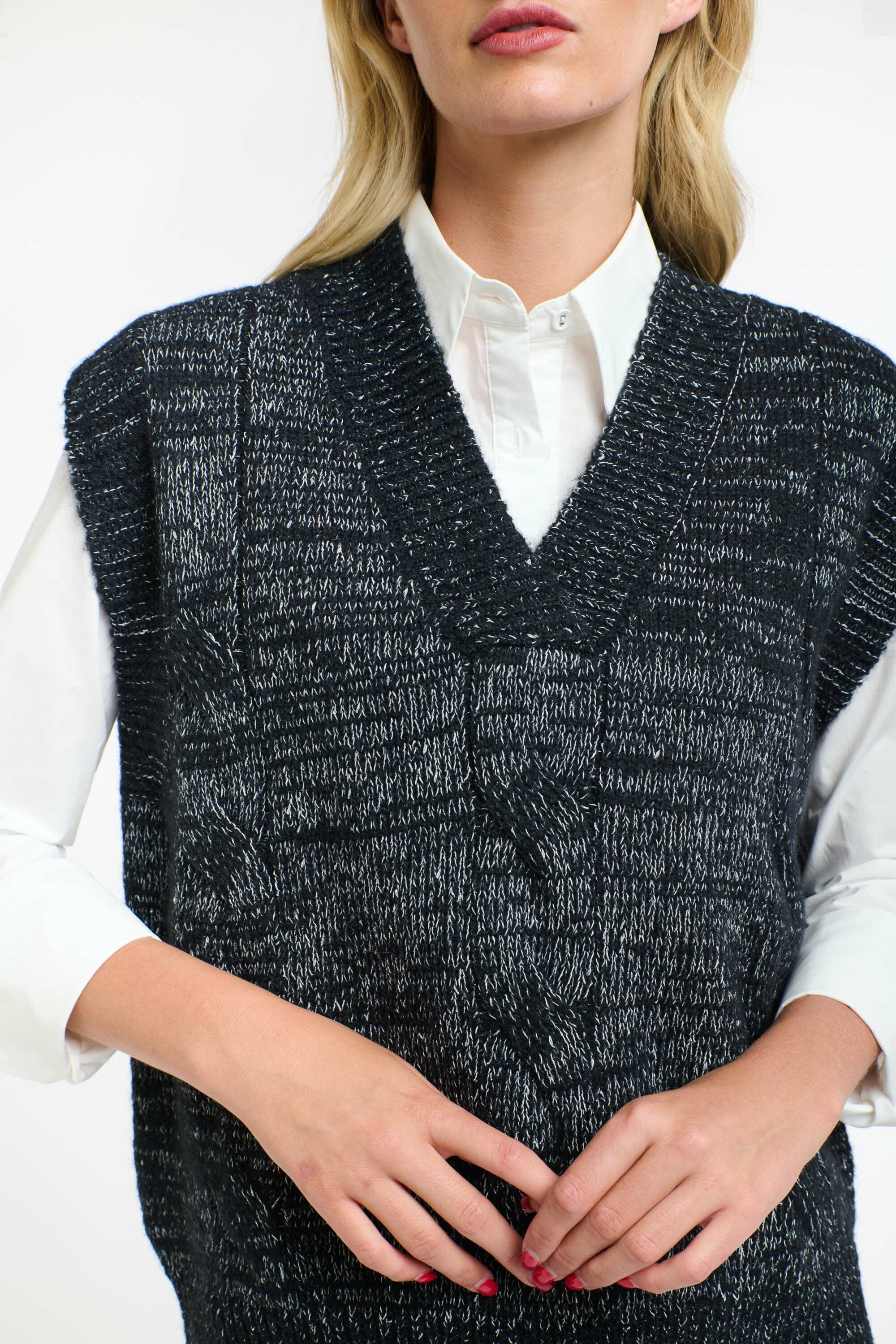 YORKER ALPACA CABLE VEST NAVY