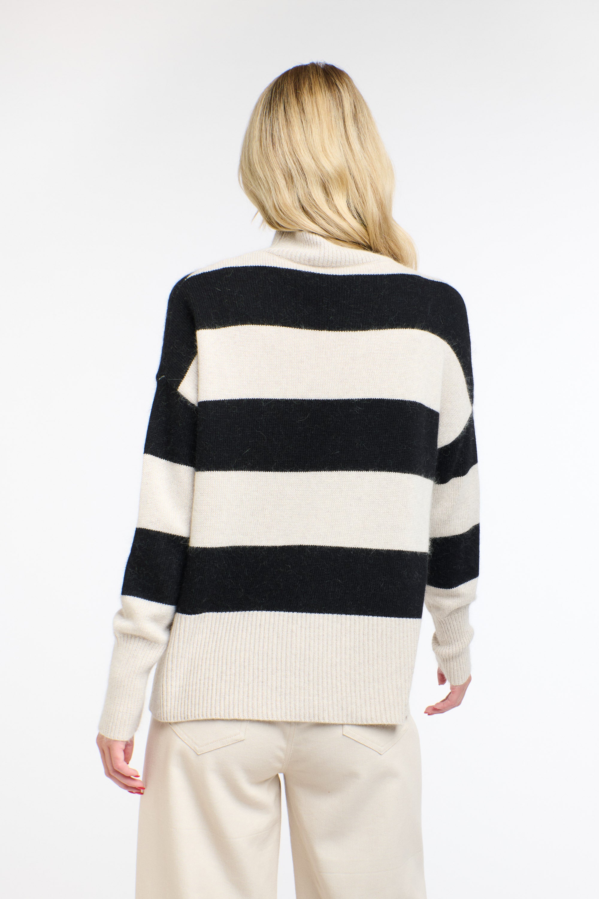 GRACIE ANGORA STRIPE KNIT BLACK/NATURAL