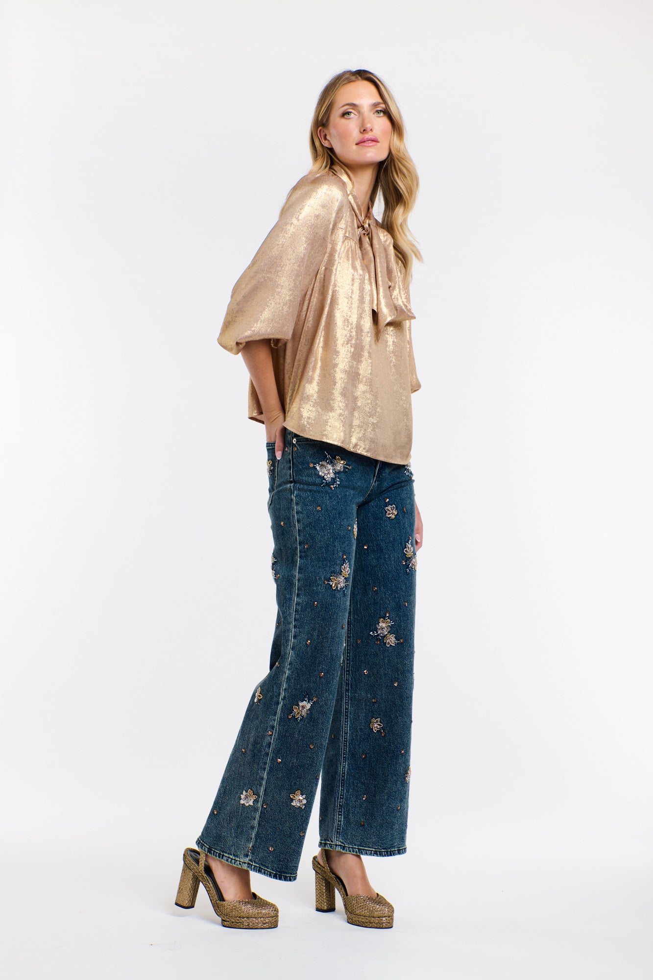SUMMER PUSSY BOW TOP