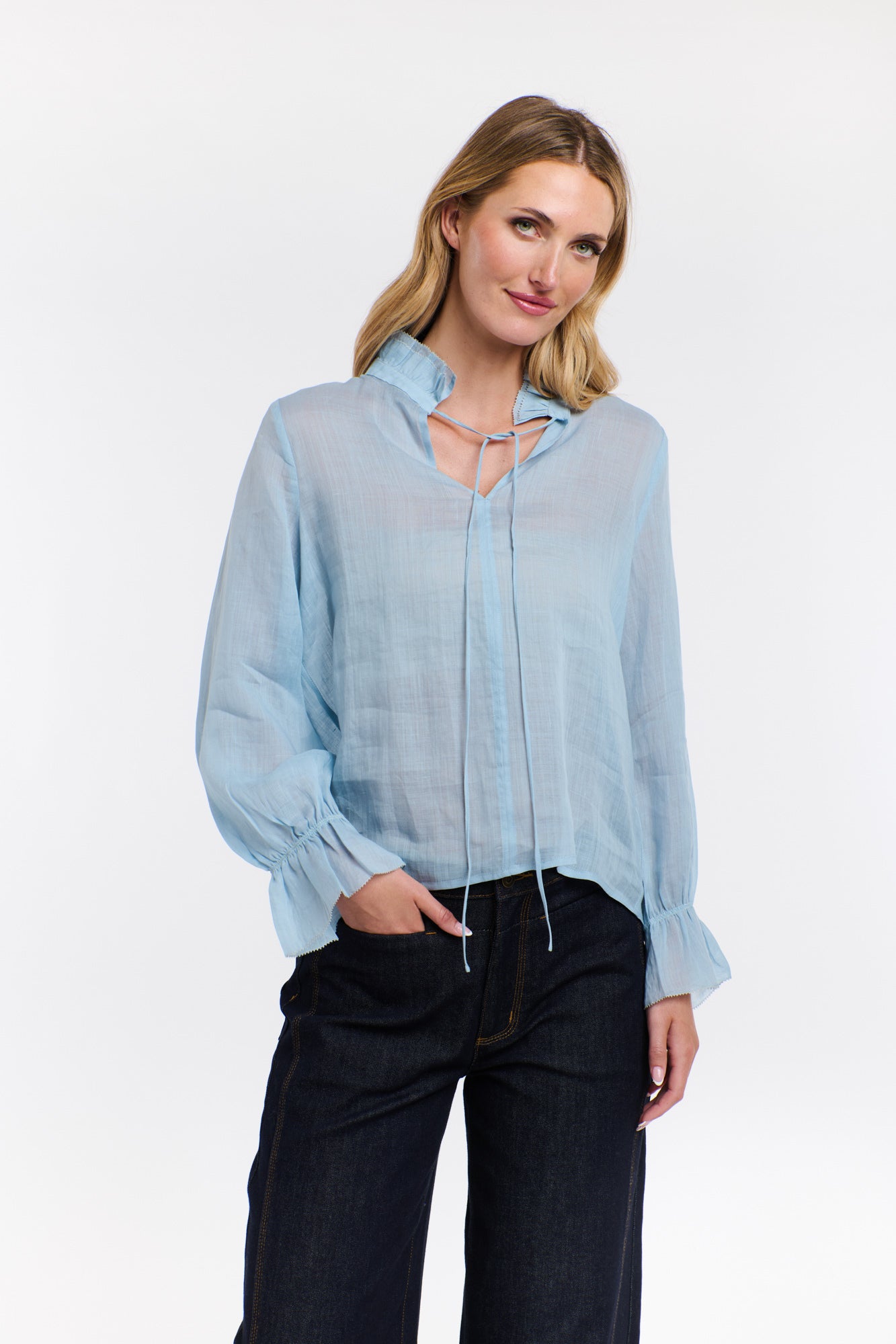 AMBER FRILL NECK TOP