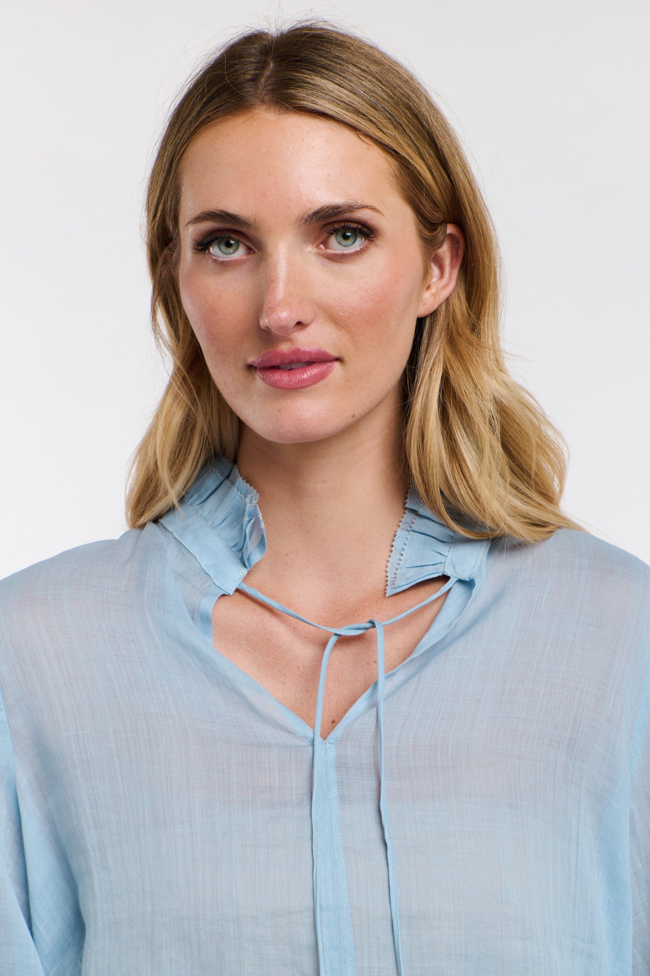 AMBER FRILL NECK TOP