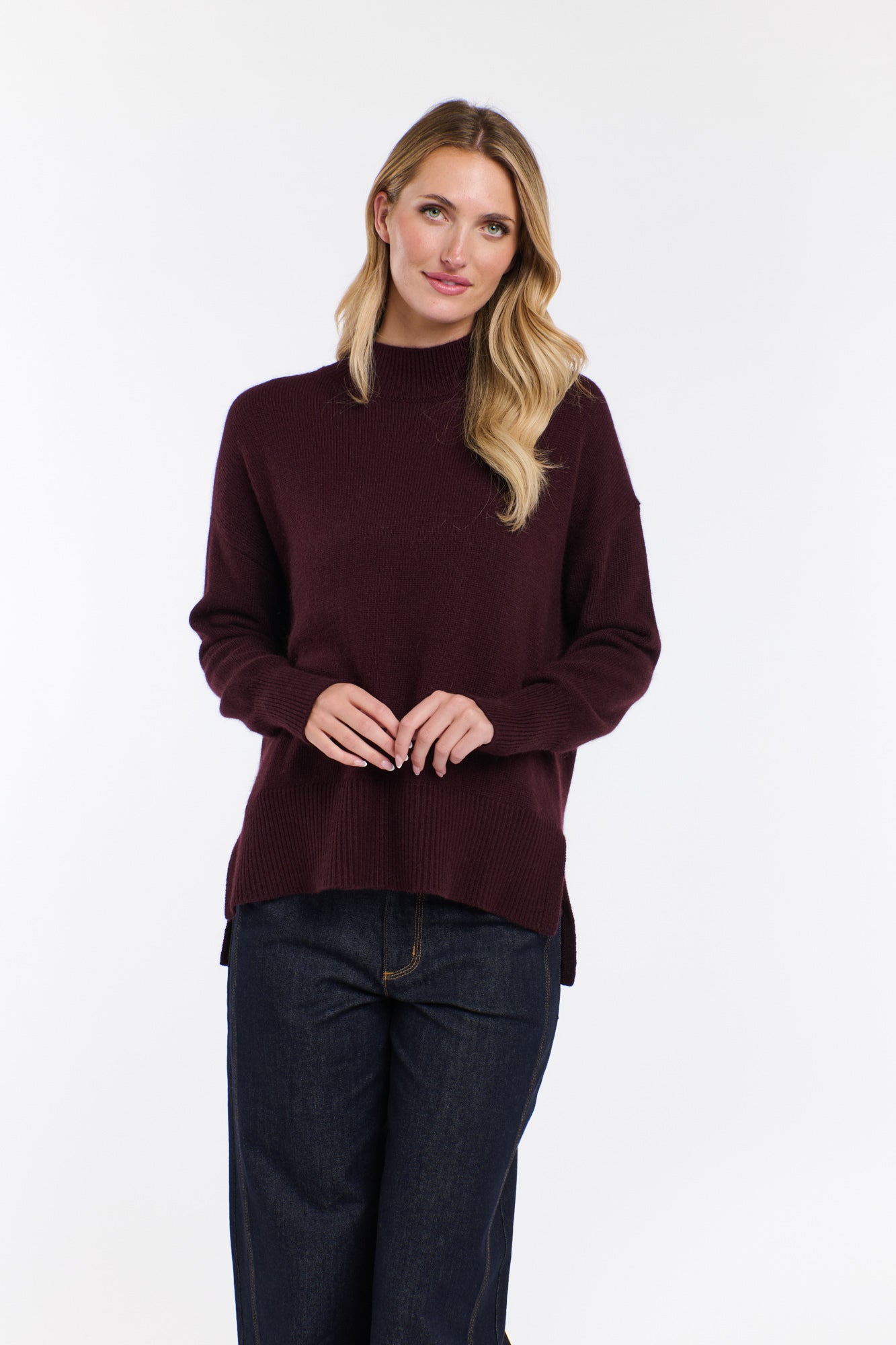 ISLA ANGORA KNIT BURGUNDY