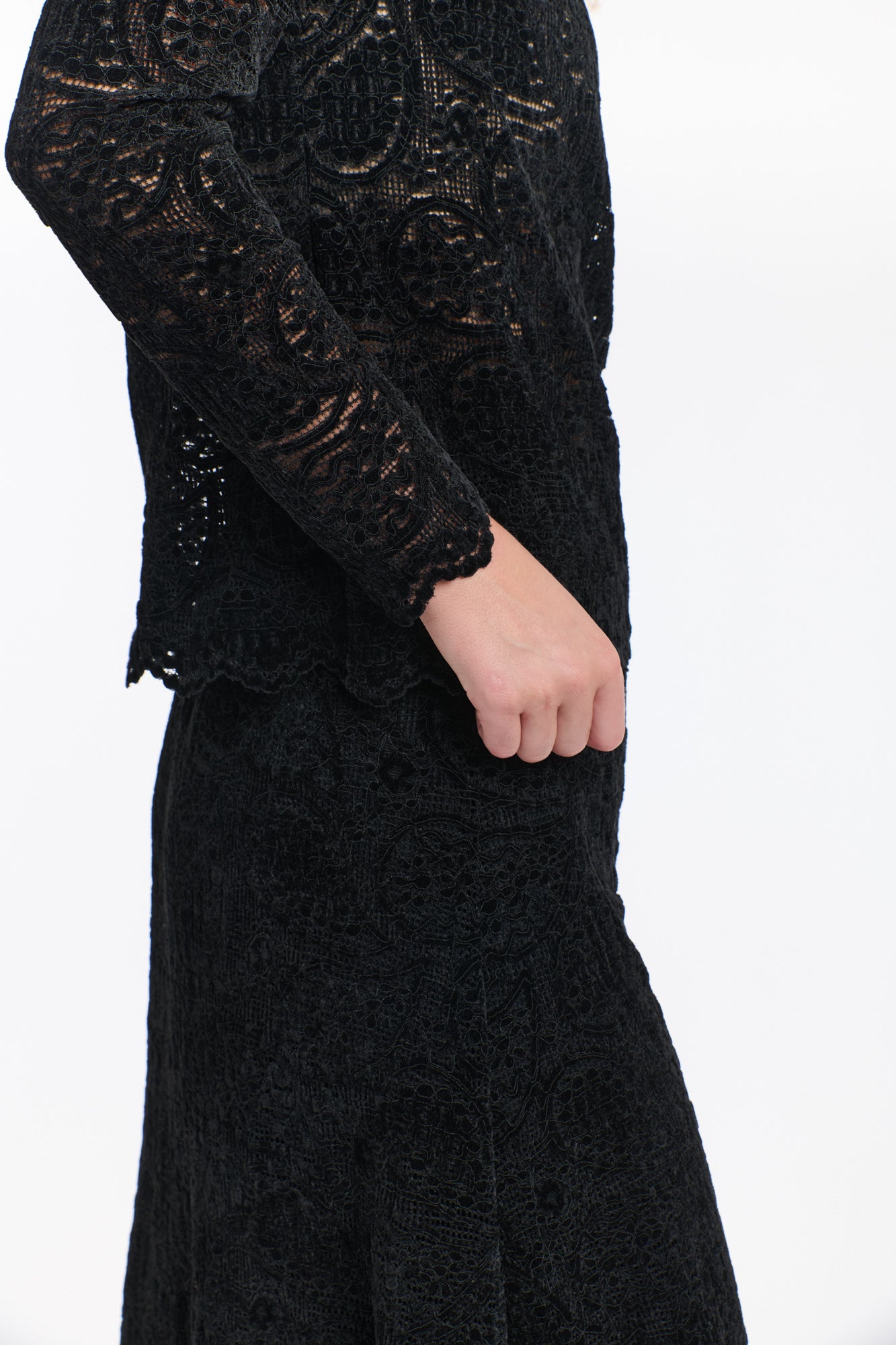 LACE & LOCKET TOP