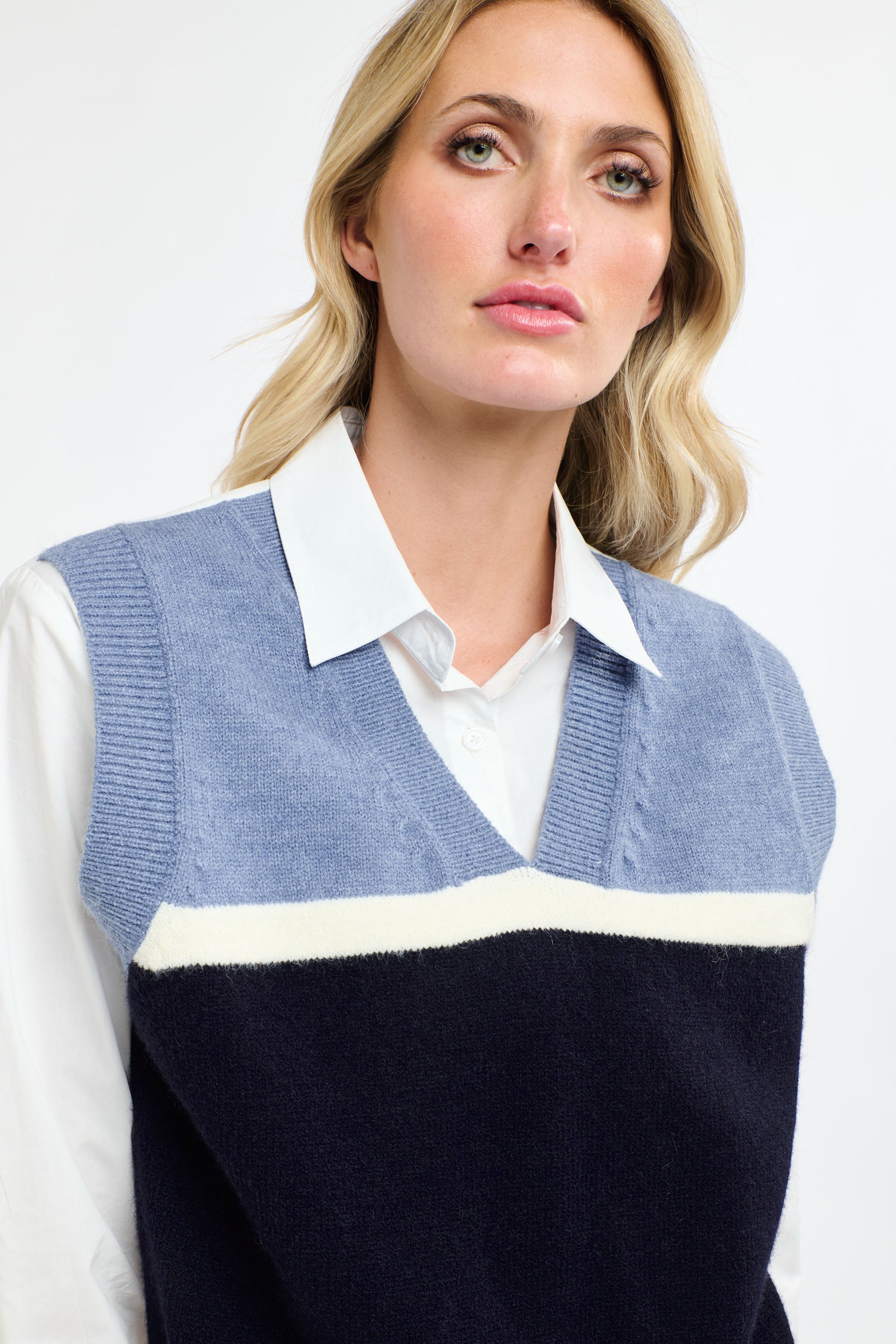 VEST TRENDS