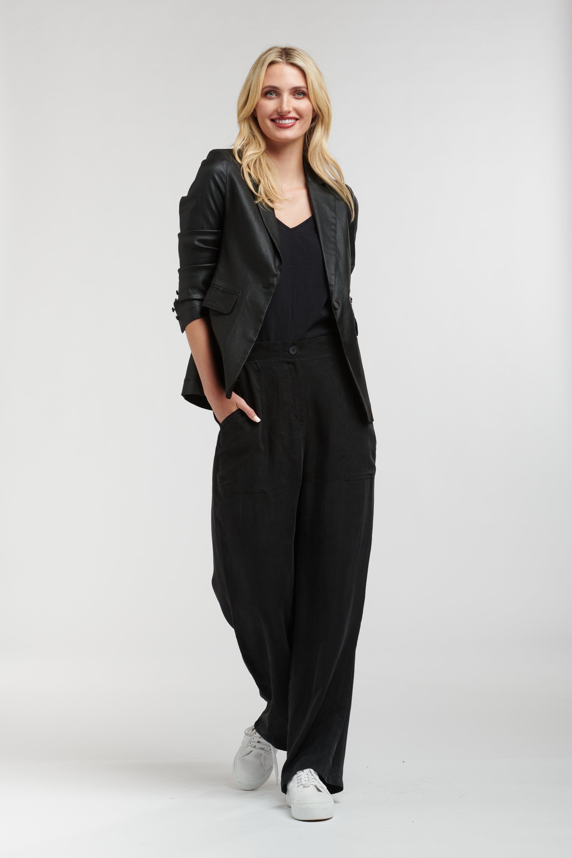 SHINE YOUR WAY BLAZER BLACK