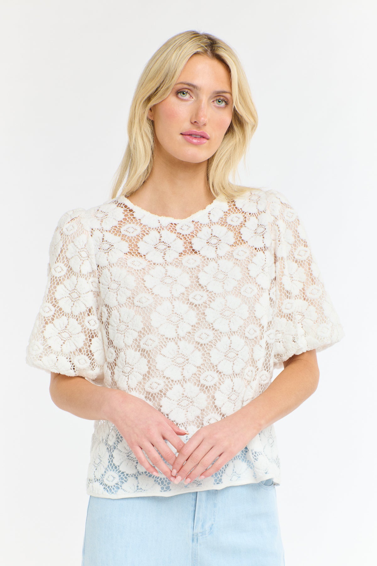 IVY EMBROIDERED TOP WHITE