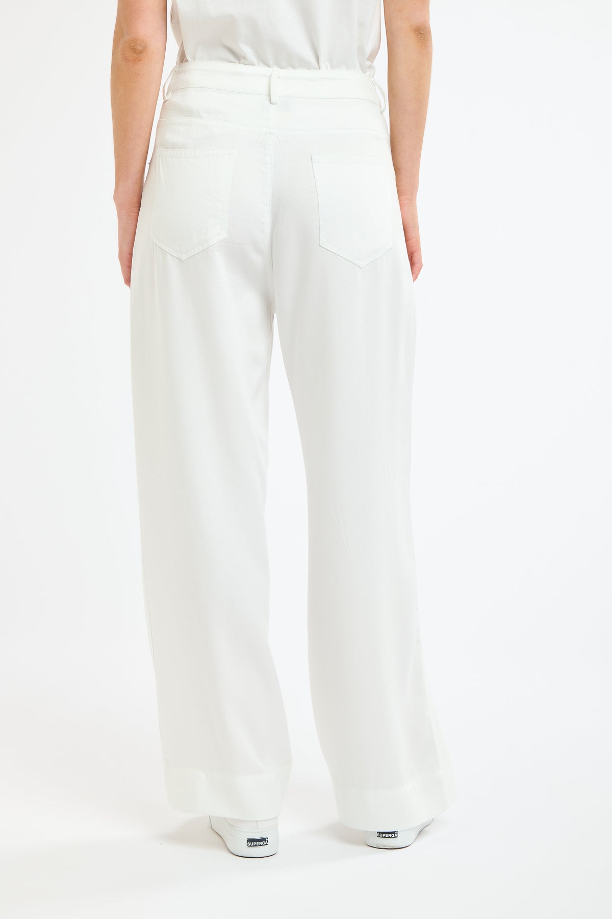 CELESTE WHITE W/ WHITE ST. TENCEL PANT