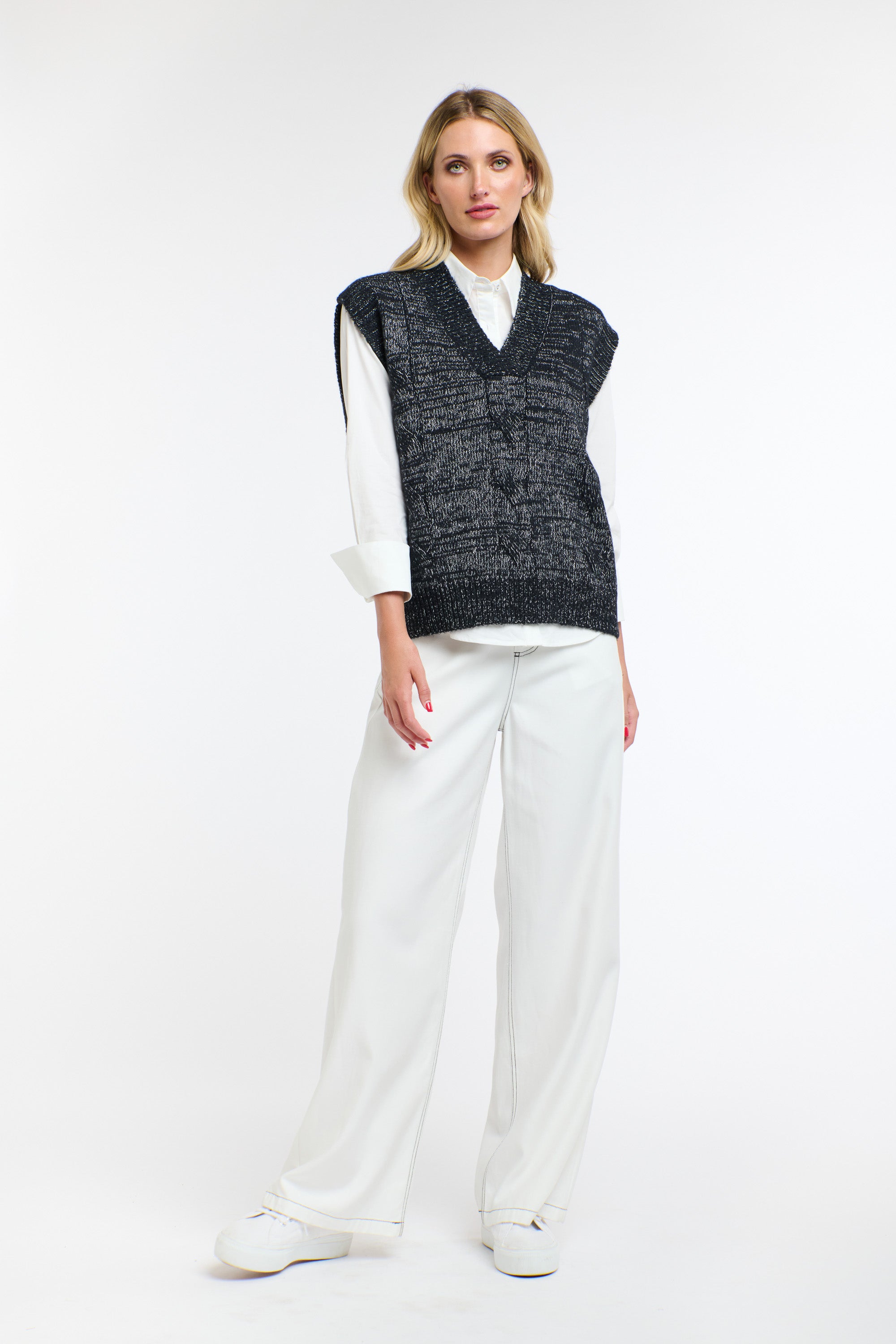 YORKER ALPACA CABLE VEST NAVY