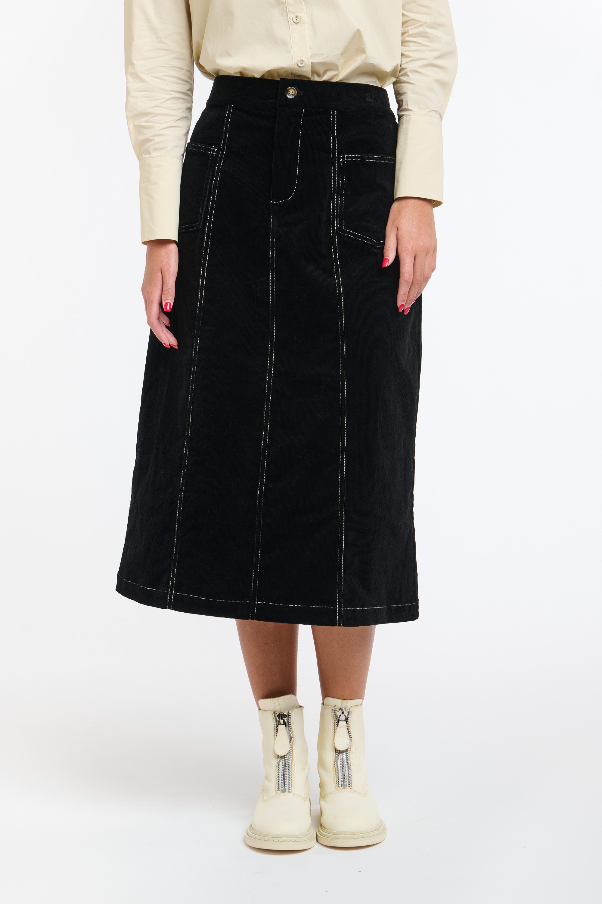 BONNIE CORD SKIRT BLACK
