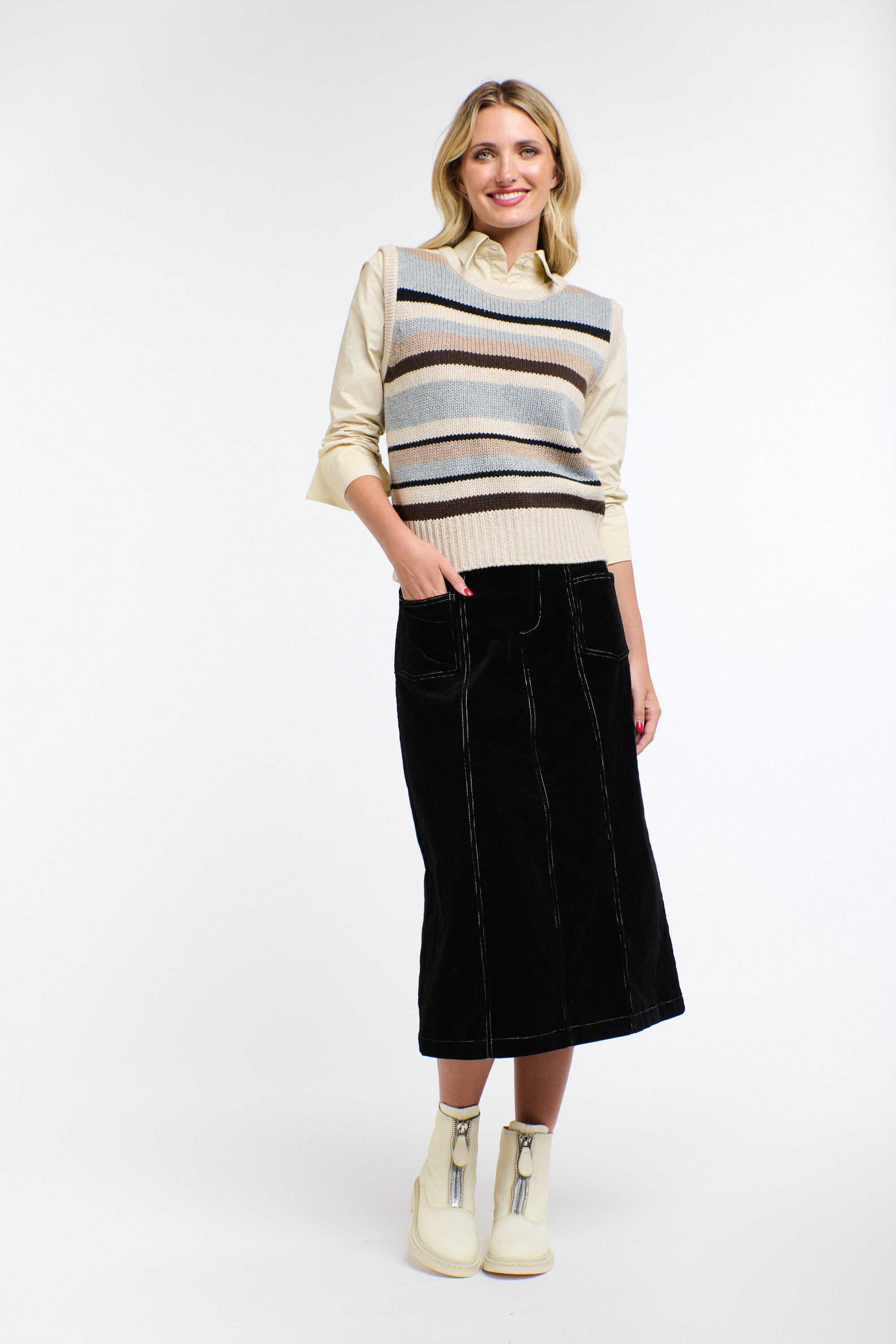 BONNIE CORD SKIRT BLACK