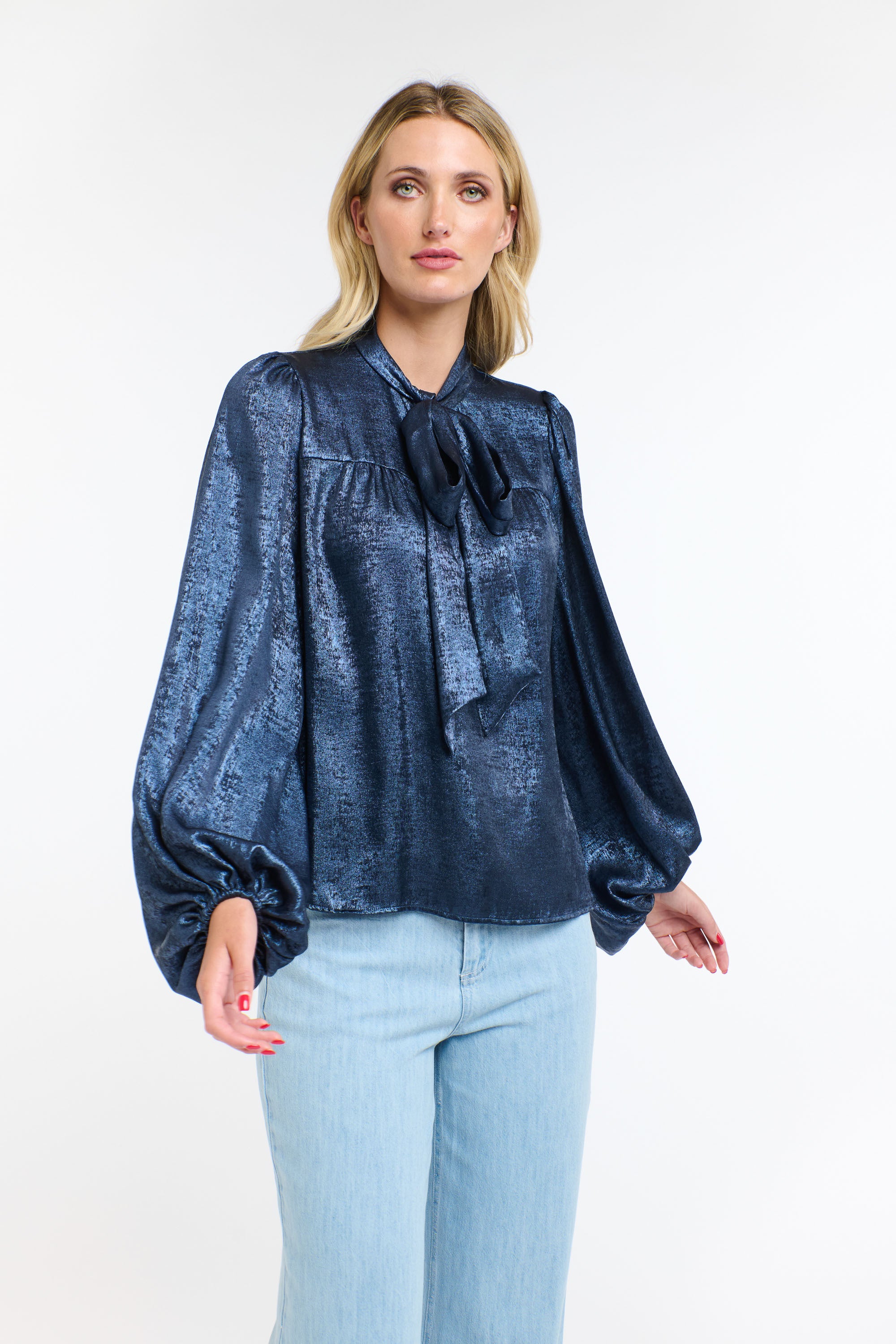 PUSSY BOW TOP MIDNIGHT