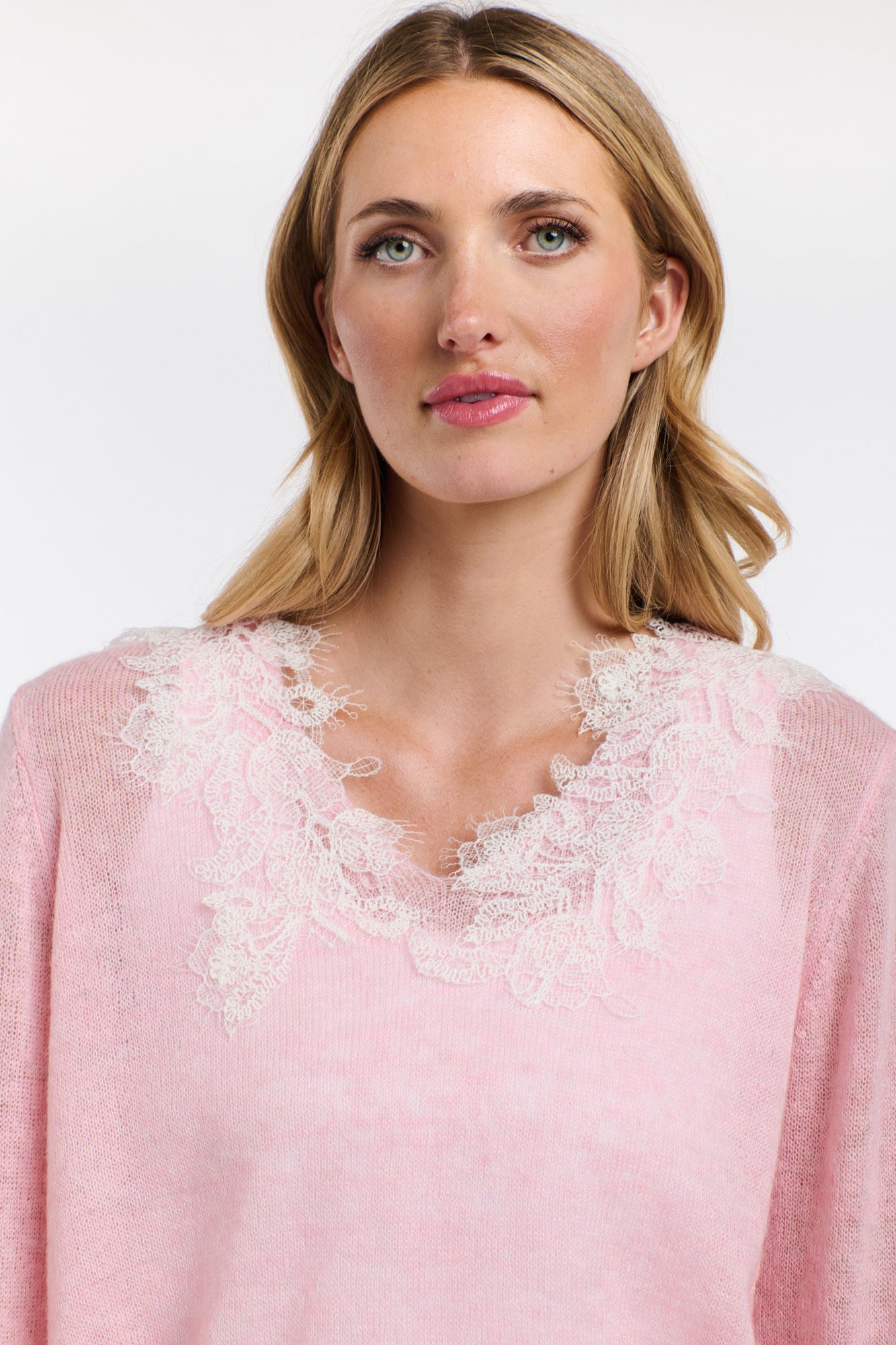 ROSIE LACE JUMPER