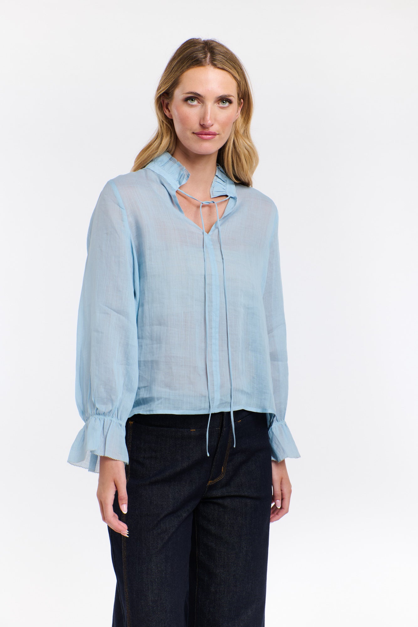 AMBER FRILL NECK TOP