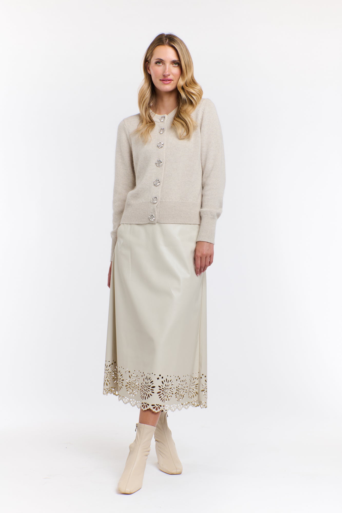 DUCHESS CARDI