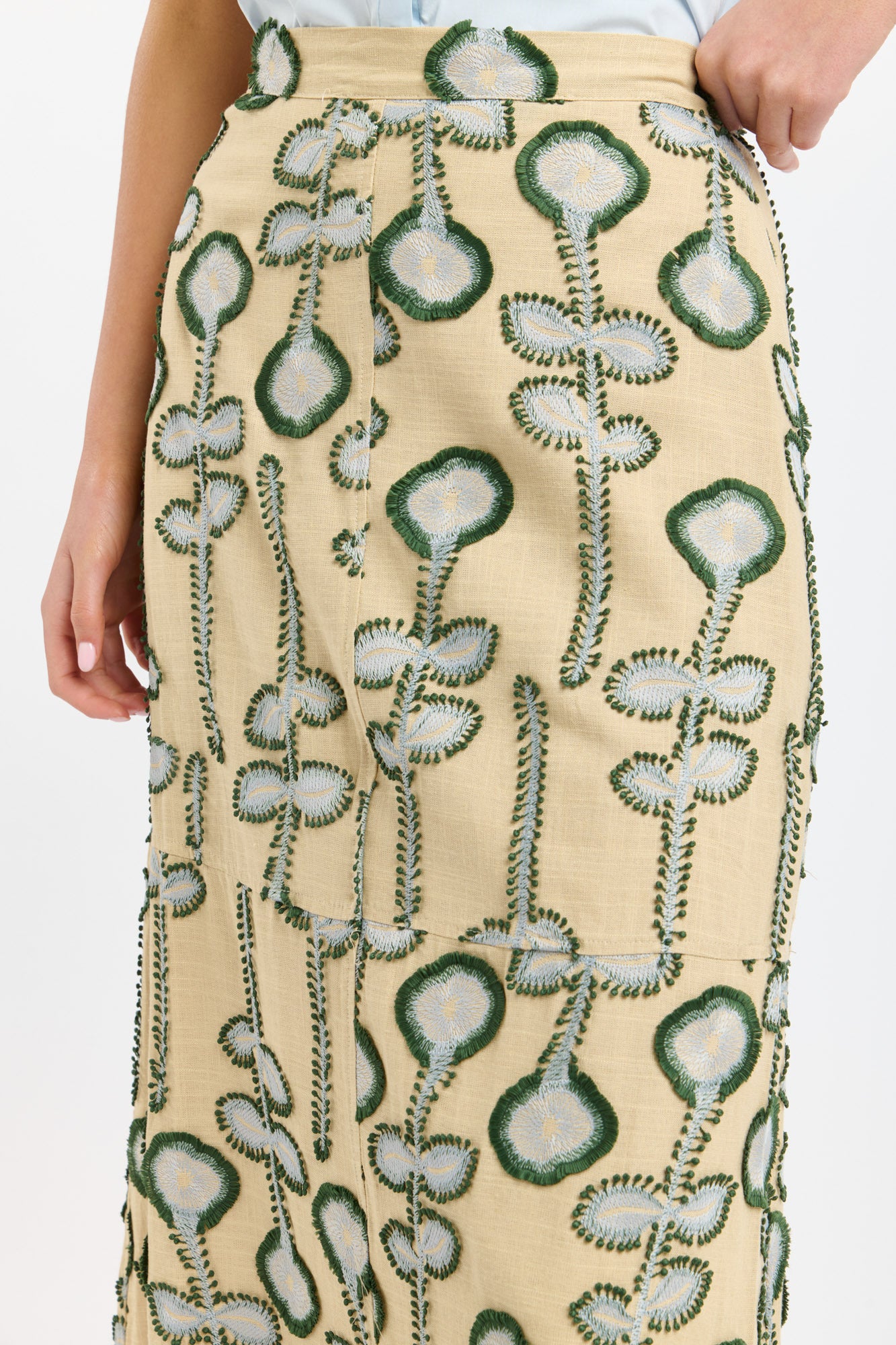 EDEN EMBROIDERED SKIRT