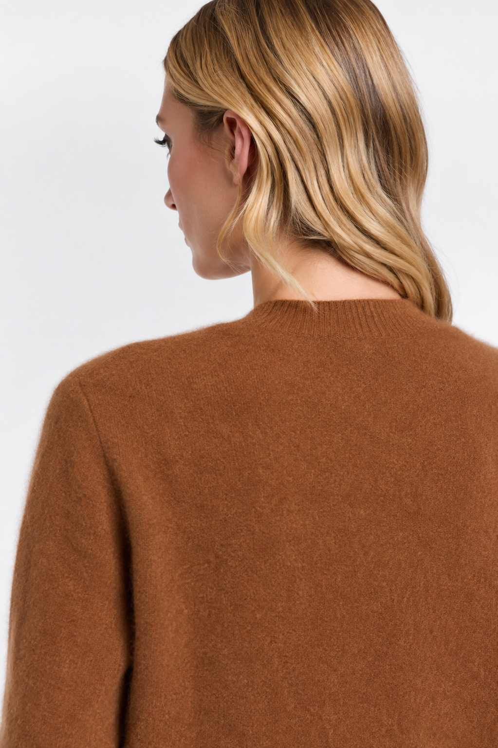 KENDALL CREW KNIT